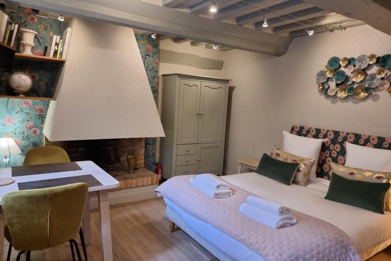 The Saint Jean Suite - Cozy For 2 - Center Honfleur With Fireplace Exterior photo